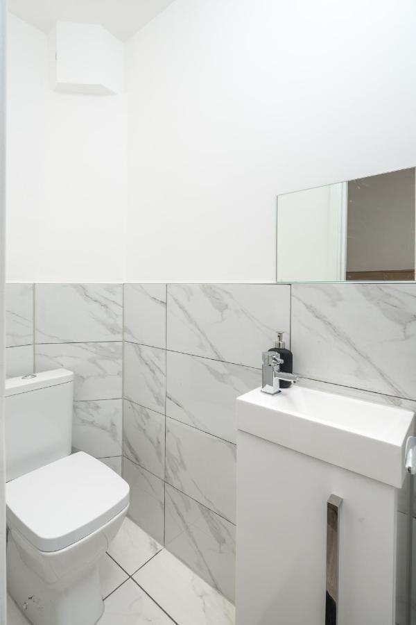 Skyline Serviced Apartments - Vauxhall London Exterior photo